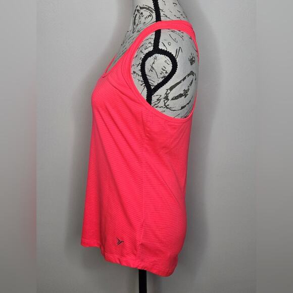 ACTIVE by Old Navy Neon Pink Ribbed Racerback Tank Top - Picture 2 of 7